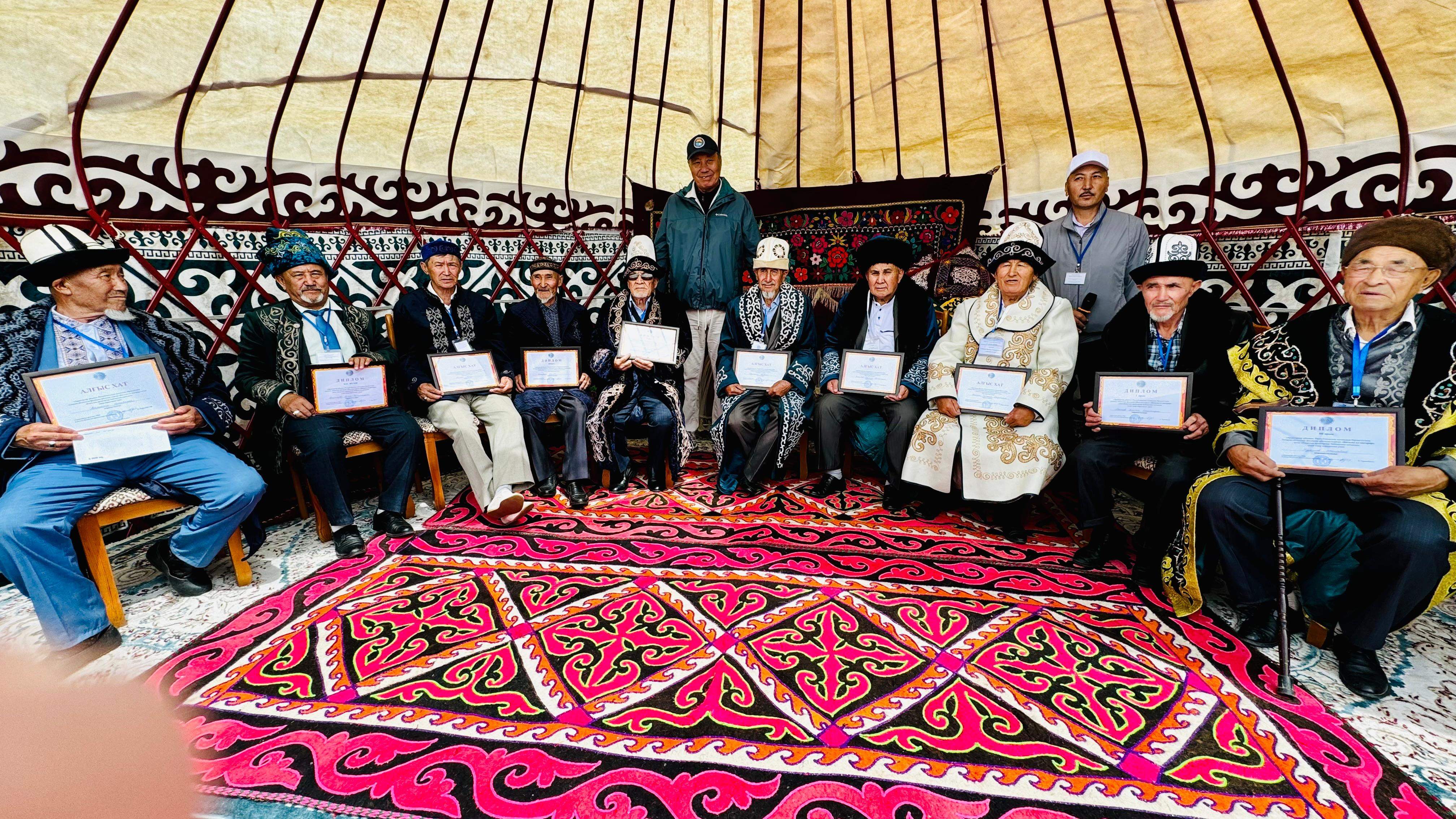 Махаббатпен үйдегі секс видео